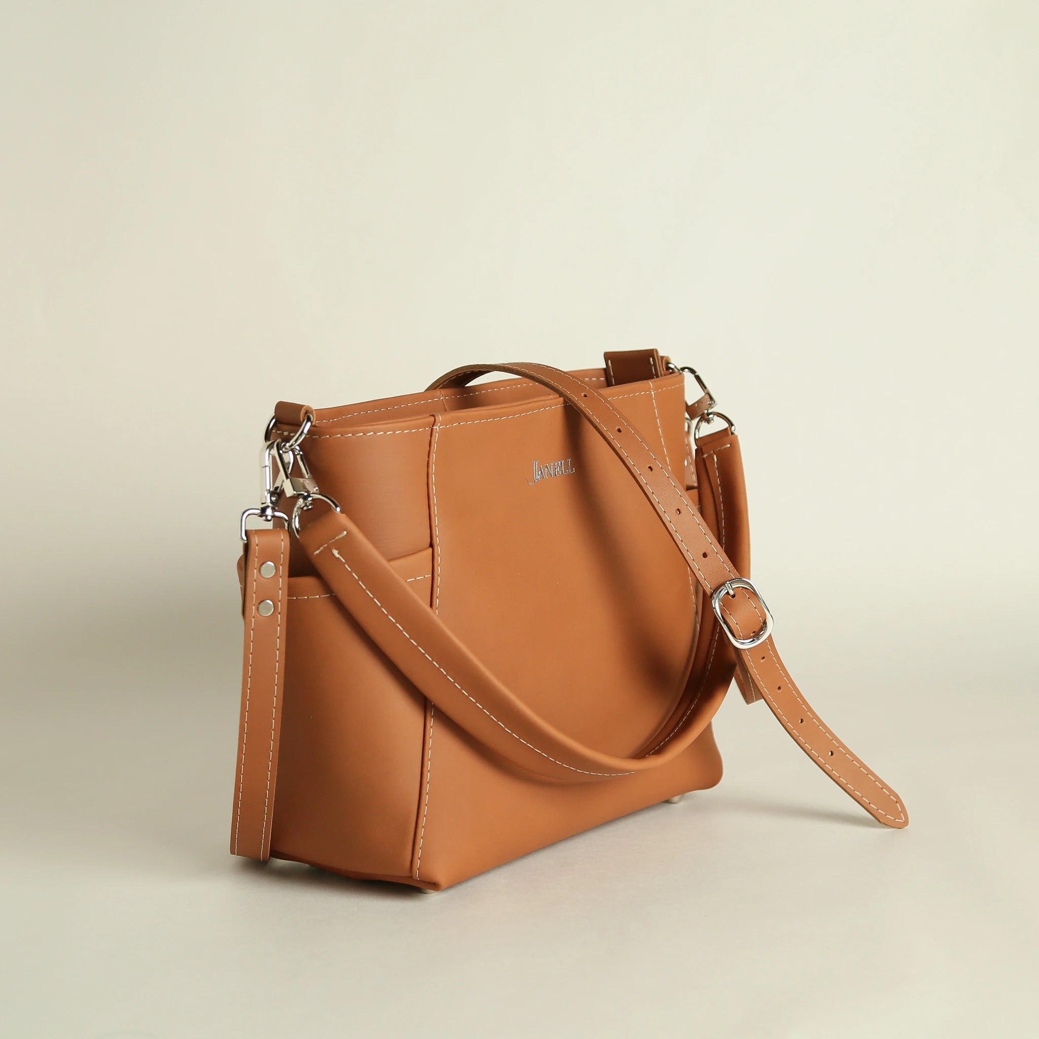 Robin Crossbody